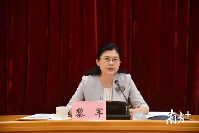 罕見！岳陽籍一女副市長正廳級！