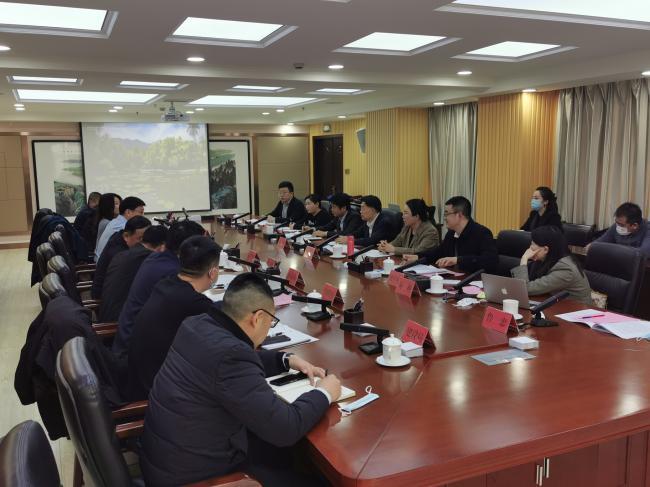 連厚舫一行拜訪烏魯木齊市天山區(qū)委書(shū)記李紹忠